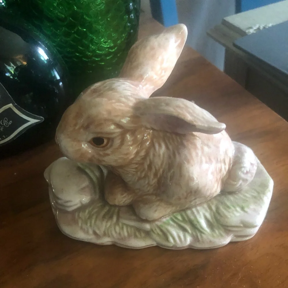 Vintage Ceramic Bunny